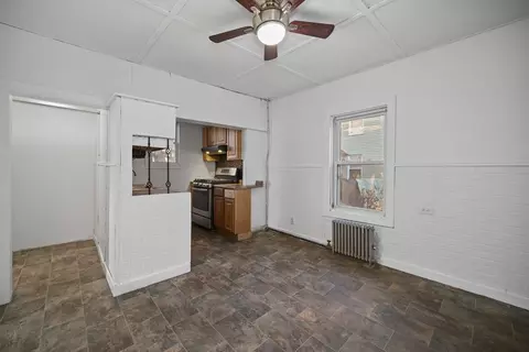 78 Lowell St, Springfield, MA 01107 photo 2