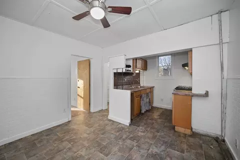 78 Lowell St, Springfield, MA 01107 photo 6