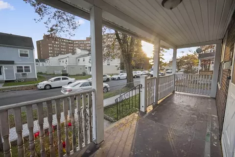 78 Lowell St, Springfield, MA 01107 photo 22