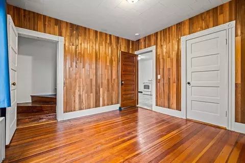 Bedroom - 11 Devonshire St, Lawrence, MA 01843 photo 7 of 10