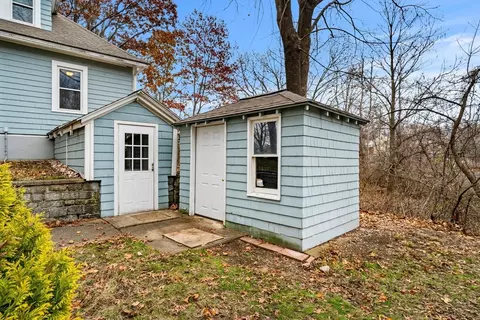 Exterior - 11 Devonshire St, Lawrence, MA 01843 photo 8 of 14
