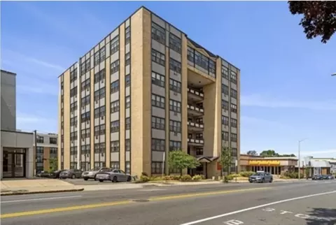 340 Main St #705, Melrose, MA 02176