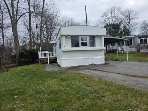 1790 Mass Ave #3, Lunenburg, MA 01462
