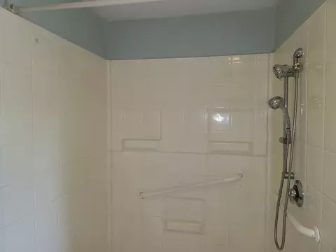 665 Parker St, Springfield, MA 01129 photo 7
