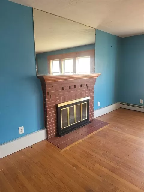 665 Parker St, Springfield, MA 01129 photo 5
