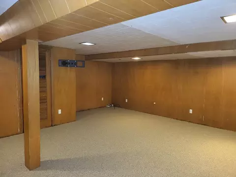 665 Parker St, Springfield, MA 01129 photo 25