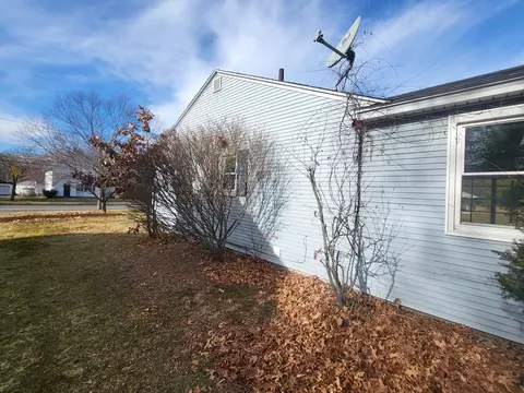 665 Parker St, Springfield, MA 01129 photo 20