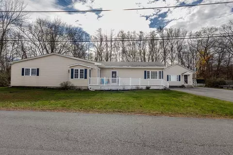 9 Register Ave, Westport, MA 02790