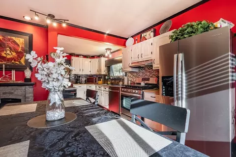 3853 No Main St, Fall River, MA 02720 photo 10