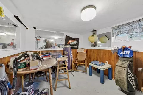 18 Maple Ave, Fairhaven, MA 02719 photo 30