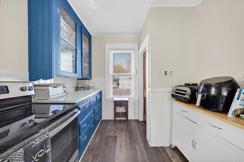 18 Maple Ave, Fairhaven, MA 02719 photo 14