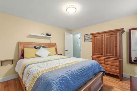 Bedroom - 701 Greendale Ave, Needham, MA 02492 photo 1 of 2