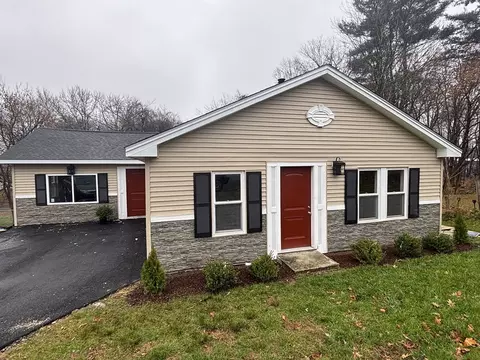 11 Williams St, Dudley, MA 01571