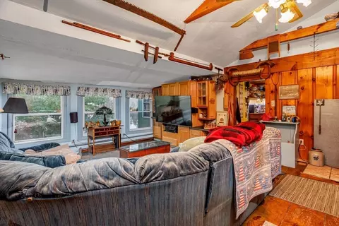 Living - 13 Washburn Ter, Spencer, MA 01562 photo 1 of 5