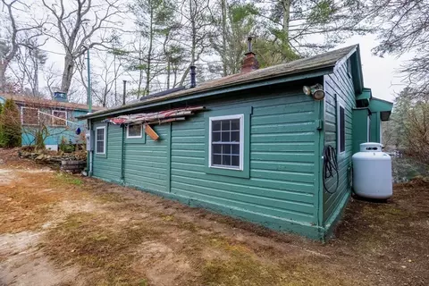 Exterior - 13 Washburn Ter, Spencer, MA 01562 photo 7 of 10