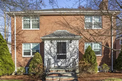 44 Blake St #2, Newton, MA 02460