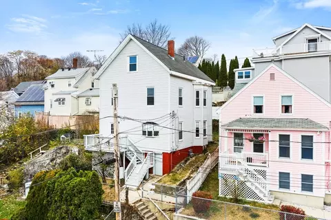 14 Mt Pleasant Pl, Lynn, MA 01902