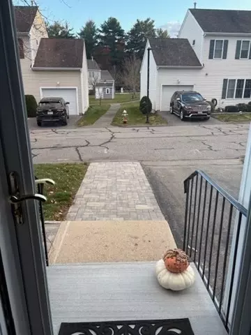 26 Jessica Cir #26, Pembroke, MA 02359