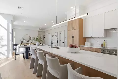 61 Hall St #1, Waltham, MA 02453