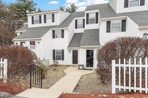 97 Berrington Rd #97, Leominster, MA 01453