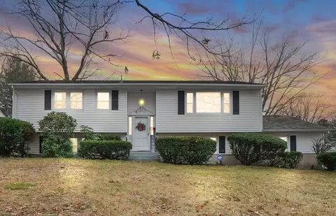290 Newton Rd, Springfield, MA 01118