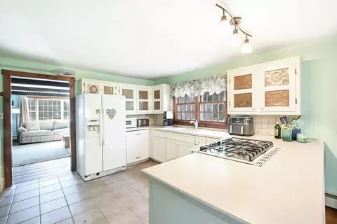 23 Old Fields Rd, Sandwich, MA 02563 photo 9