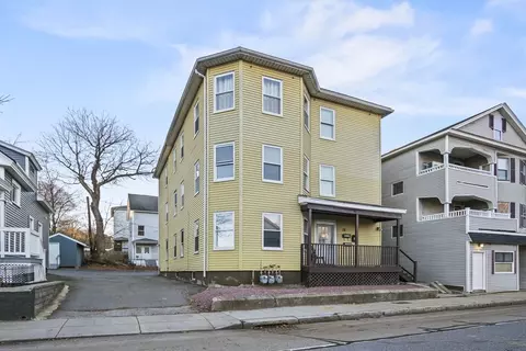 78 Greenwood St, Worcester, MA 01607