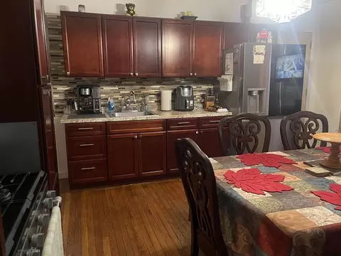 Kitchen - 183 Everett St, Southbridge, MA 01550 photo 2 of 8