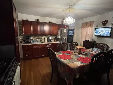 Kitchen - 183 Everett St, Southbridge, MA 01550 photo 3 of 8