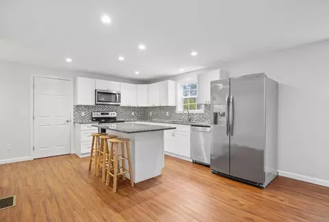 Kitchen - 259 Park Ave, Wareham, MA 02538 photo 1 of 2