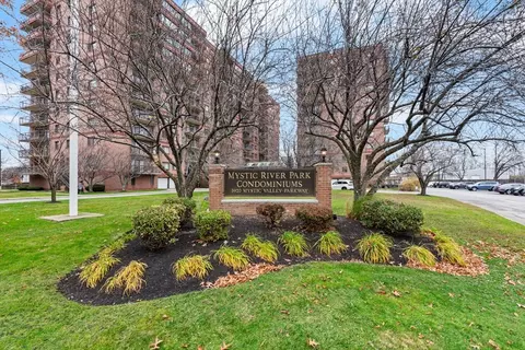 3920 Mystic Valley Pkwy #303, Medford, MA 02155