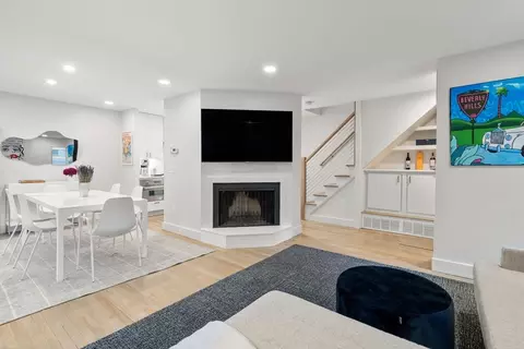 107 Centre St #A, Brookline, MA 02446