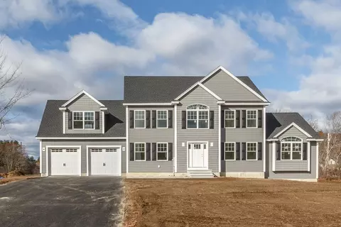 4 Haystack Cir, Pelham, NH 03076