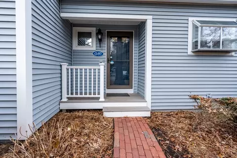 97 Shellback Way #97, Mashpee, MA 02649 photo 3