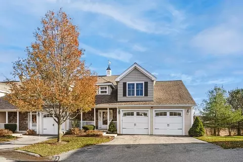 37 Peaslee Cir #37, Middleton, MA 01949