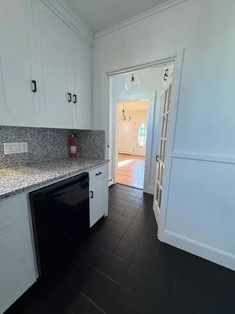 909 High #1, Fall River, MA 02720 photo 11