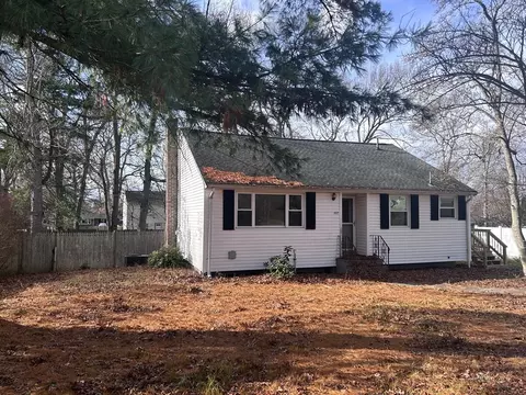 597 East St, Brockton, MA 02302