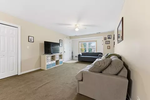 200 Lambert Ter #2, Chicopee, MA 01020 photo 3
