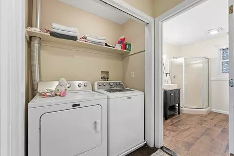200 Lambert Ter #2, Chicopee, MA 01020 photo 20