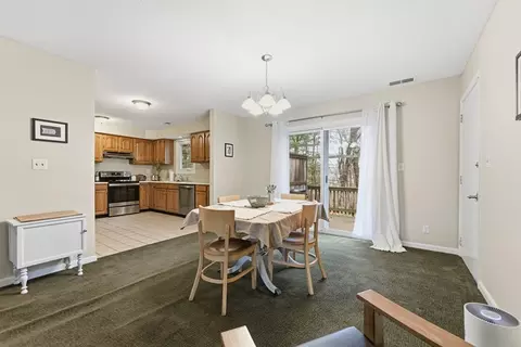 200 Lambert Ter #2, Chicopee, MA 01020 photo 7