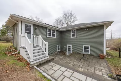 2 Skyline Dr, Franklin, MA 02038 photo 27