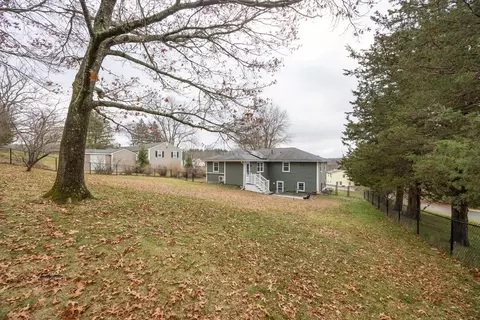 2 Skyline Dr, Franklin, MA 02038 photo 31