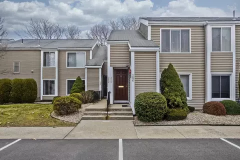 286 Nassau Dr #286, Springfield, MA 01129
