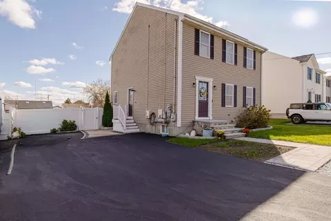 20 Reeves St, Fall River, MA 02721 photo 6