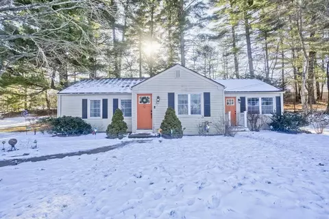 Exterior - 37 Middlebrook Dr, Springfield, MA 01129 photo 3 of 5
