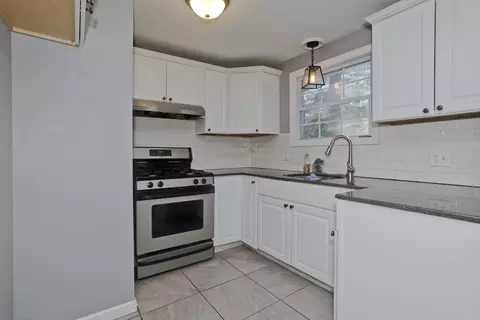 Kitchen - 37 Middlebrook Dr, Springfield, MA 01129 photo 4 of 5