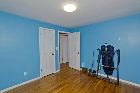 Bedroom - 37 Middlebrook Dr, Springfield, MA 01129 photo 8 of 9