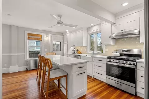 175 Lothrop St, Beverly, MA 01915 photo 5