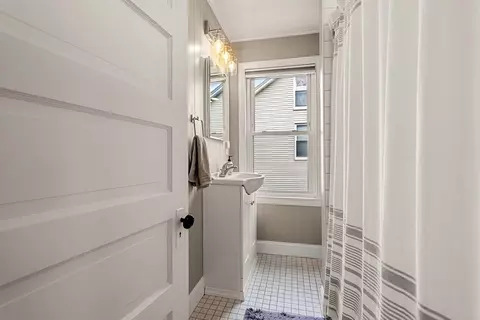175 Lothrop St, Beverly, MA 01915 photo 26
