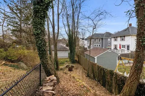 175 Lothrop St, Beverly, MA 01915 photo 32